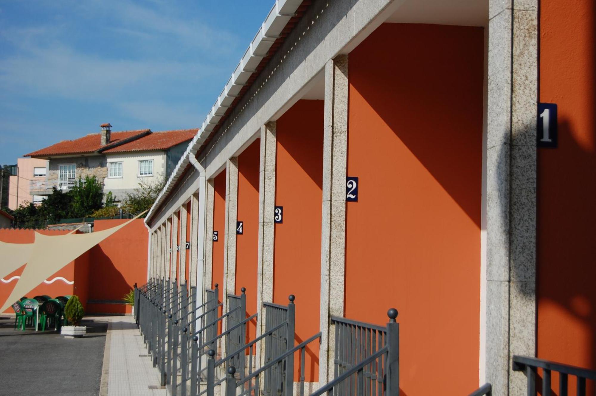 Hotel Paris Poio Exterior photo