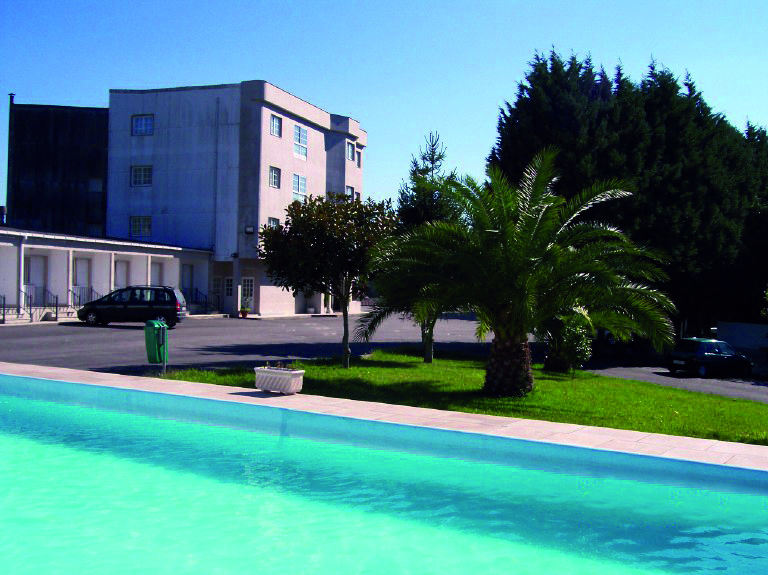 Hotel Paris Poio Exterior photo
